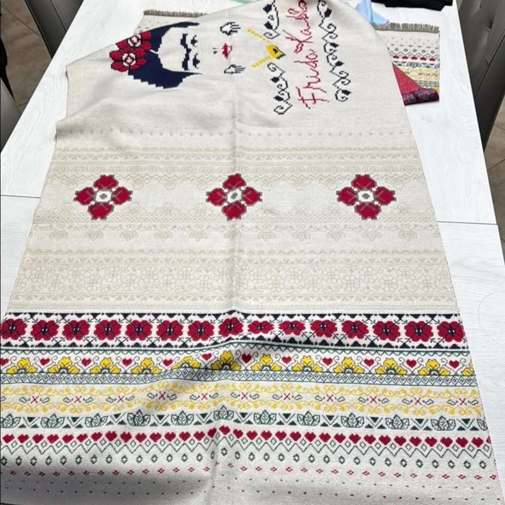NWOT Frida Kahlo wrap - Picture 5 of 5